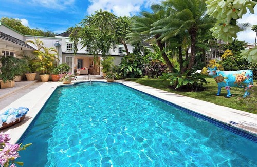 Little Battaleys Villa | Leamington House 5BR