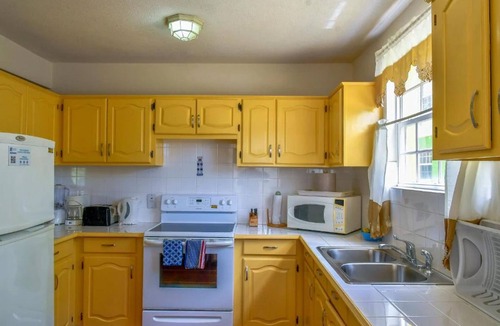 Prospect Apartment | Located on a ridge above the Barbados West Coast, 10 min walk to the Beach, in a quiet neighbourhood