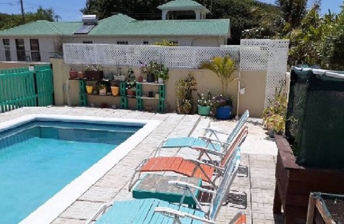 Bayfield Apartment | 'LOURIC' -RELAXED HOLIDAY APARTMENT WITH POOL