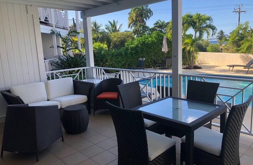 Weston Apartment | Lovely apartment with direct access to the pool