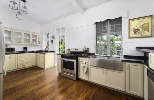 Worthing House | Lovely Traditional Bajan Villa