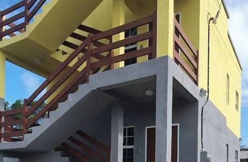 Keizer Hill House | Lovely vacation rental in Oistins.