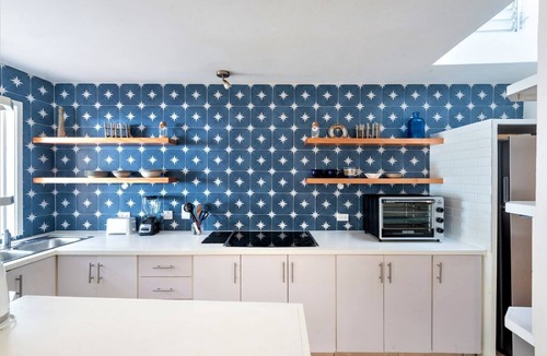 West Coast Apartment | Lower Camelot 1 Bedroom on the Beach