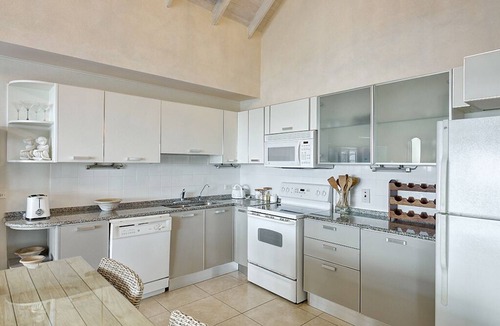 Douglas Apartment | Luxurious 3 bed 3 bath Penthouse offering sea views and affordable beach holiday