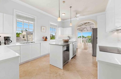 Holetown Villa | Luxurious 5 bed villa located in Sugar Hill Resort