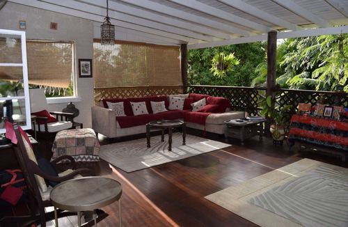 Two Mile Hill House | Luxurious Eco friendly, Vegetarian Suite in the Hummingbird Apartment