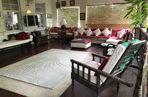 Two Mile Hill House | Luxurious Eco friendly, Vegetarian Suite in the Hummingbird Apartment