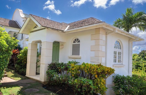 Mount Standfast House | Luxurious House & Cottage located on the beautiful West Coast of Barbados.