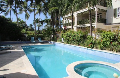 Mullins House | Luxury Beachfront Apartment