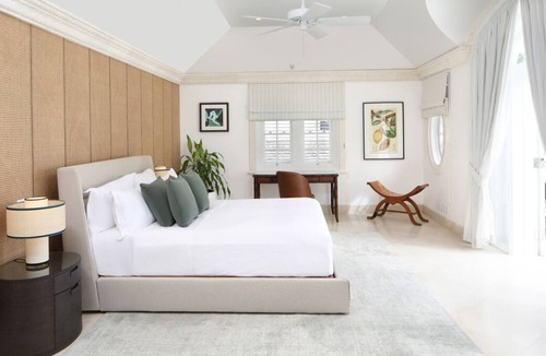 Old Trees Bay Villa | Luxury Beachfront Villa - Kiko