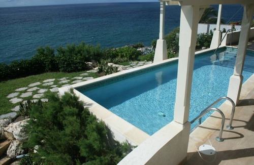Ocean City Villa | Luxury cliffside villa with pool & stunning views of the Atlantic Ocean