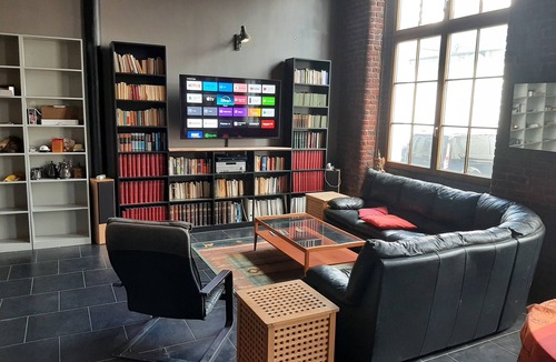 Bouvet Island House | Luxury loft in Lille/Tourcoing with sauna, spa, 4 guests, with parking