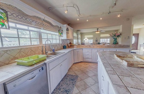 Foul Bay House | Luxury Villa With Pool, Outdoor Beds on Cliff Top Near Crane Beach