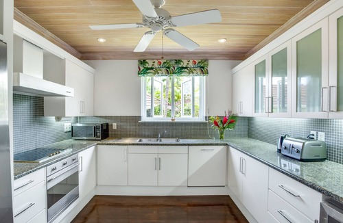 Mount Standfast Villa | Magnificent 4 Bedroom Villa overlooking the beach at Alleynes Bay, St. Jamesn