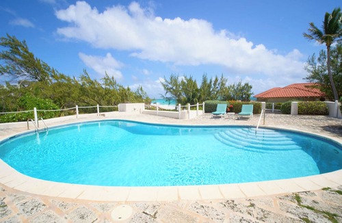 Long Bay Villa | Maltese Falcon Villa 4bd by ZenBreak