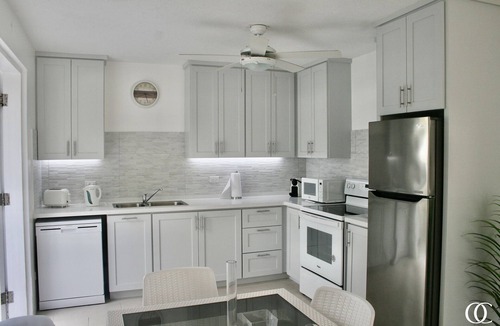 Porters House | Mango Court 3 - Porters, St. James, Walking Distance to Caribbean Sea