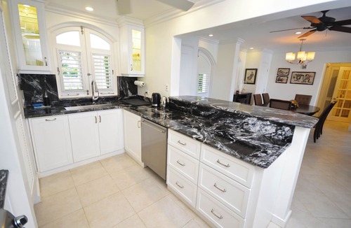 Douglas Condo | Marina Blue with pool and club house access