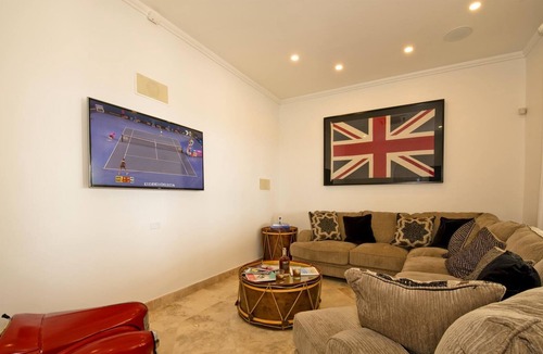 Lancaster Villa | Martello House in St James by Personal Villas - Stunning Modern Luxury Villa