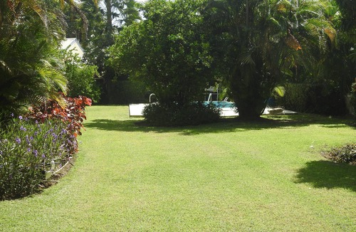 Hastings Apartment | Modern condo with seaviews, pool, close to beach, South Coast, good WiFi