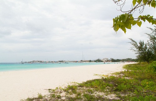 Bridgetown Apartment | Modern Two Bedroom Apartment located in Historic Area of Bridgetown, Barbados