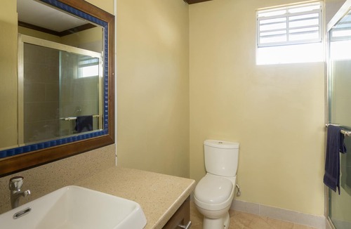 Bridgetown Apartment | Modern Two Bedroom Apartment located in Historic Area of Bridgetown, Barbados