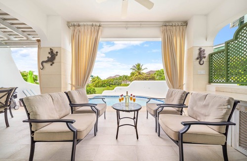 Mount Standfast House | Mojito Villa: Luxurious 3-Bedroom Villa with Ocean Views, Pool & Beach Access
