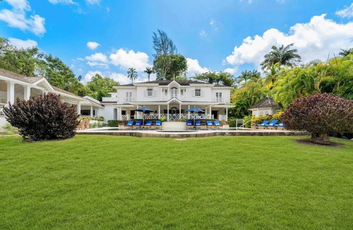 Holder's Hill Villa | Moon Dance
