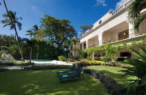 Weston Villa | Moon Reach