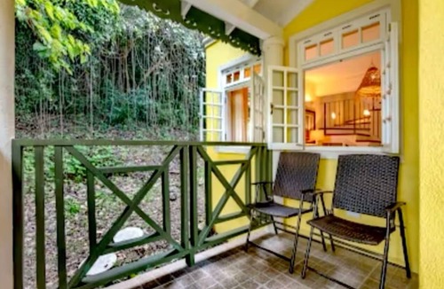 Mullins House | Mullins Luxury Townhouse