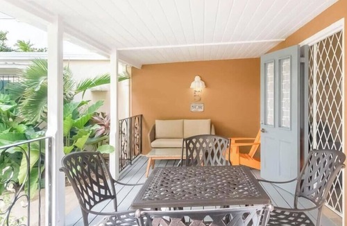 Dover Apartment | Near Dover Beach Apt with Private Patio & Parking