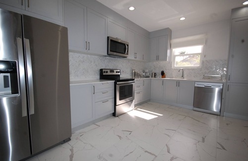Prior Park Apartment | New 2-Bedroom Apartment with Swimming Pool