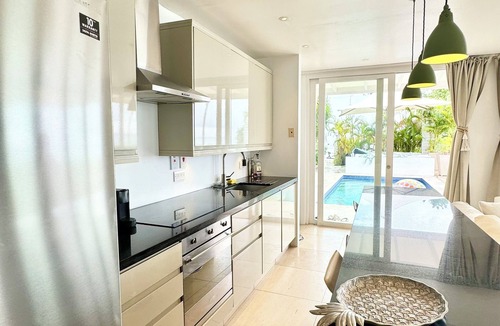 Fitts Village House | New Breathtaking Beach-Front Property