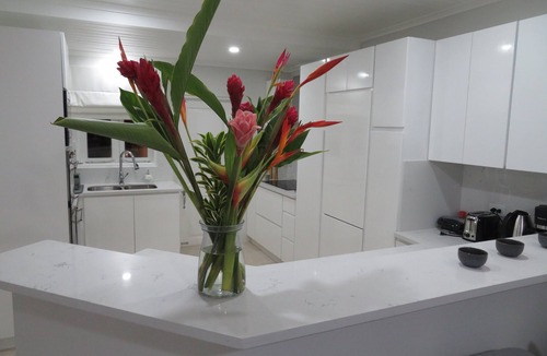 Porters House | Newly refurbished townhouse. 10 minutes walk to beach