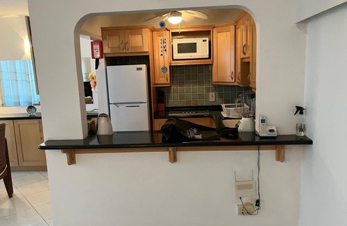 Sunset Crest Condo | Newly renovated 1 Bedroom/1 Bathroom Apartment