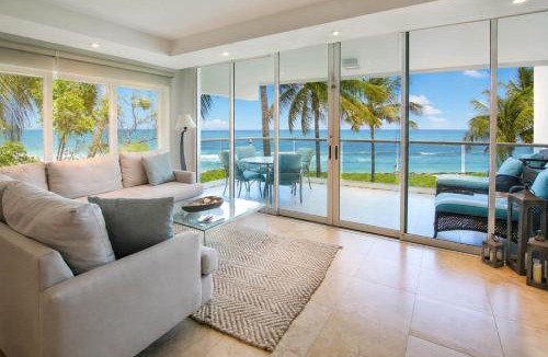 Maxwell Apartment | Ocean One 204 by Bluescape
