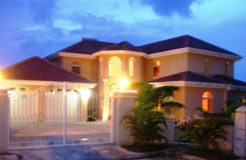 Porters Villa | Ocean Pearl Villa - Upscale vacation villa rental