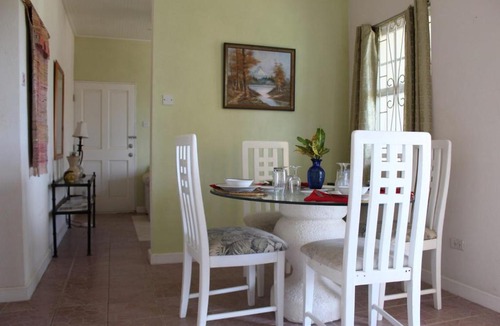 Seaview Apartment | Ocean Ridge