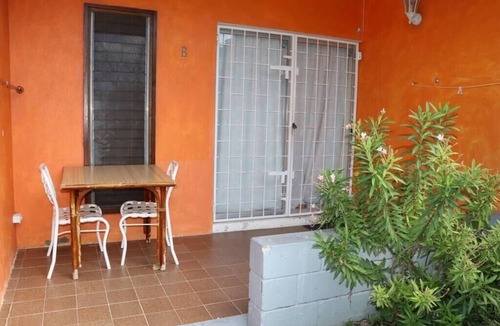 Rockley Condo | Ocean View Apartment B with AC