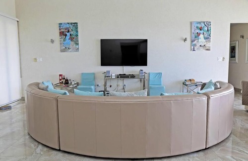 Welches Villa | Ocean View Villa with pool