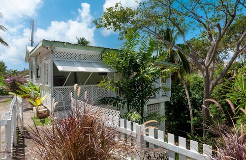 Weston Cottage | One Bedroom One Bathroom Cottage