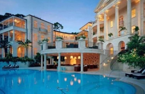Deanes Villa | Opulent And Masterfully Designed