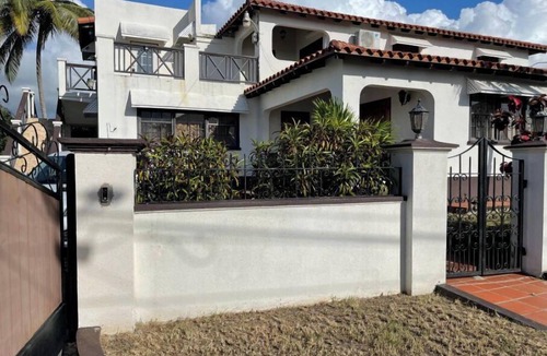 Durants Apartment | Paradise get away near beach,loaner car available low rate 30.USD daily.