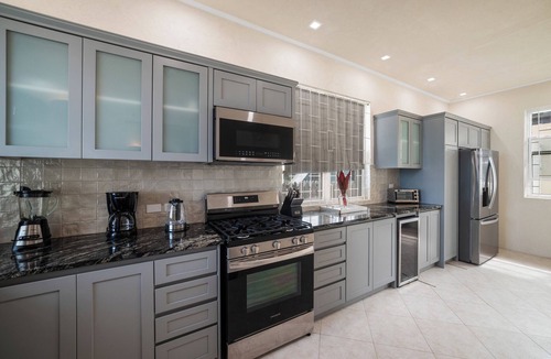 Fitts Village Villa | Paradise Villa