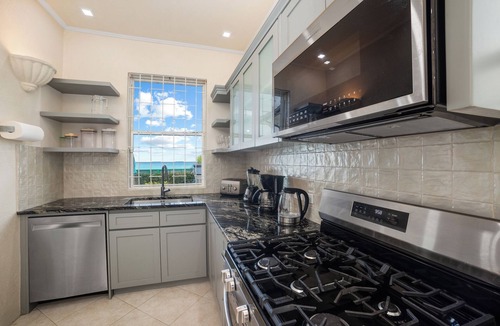 Fitts Village Villa | Paradise Villa