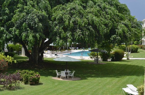Sunset Crest Apartment | Peaceful Oasis In The Heart Of Paradise