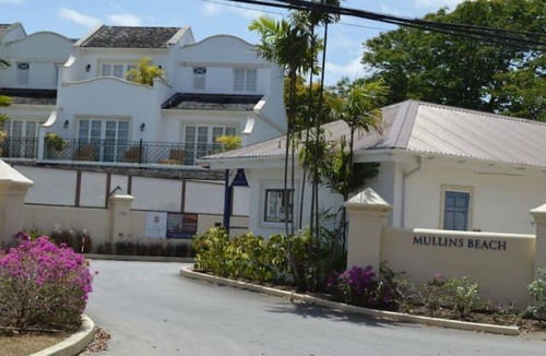 Braggs Hill House | Pete's Villa Townhouse 74 B
