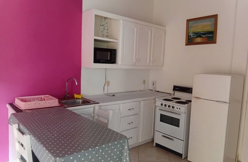 Westmoreland Apartment | Pondbottom Apartment Hotels