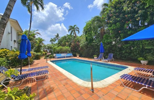 Sunset Crest Apartment | Poolside condo with garden access direct to beach!