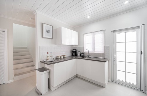 Porters House | Porters Gate 19, Modern Two Bedroom Townhouse, St. James