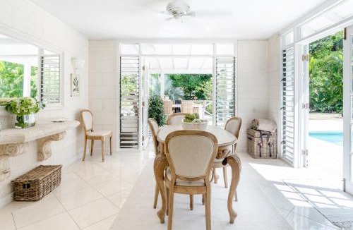 Porters Villa | Private Boutique Villa & Pool Next To The Beach Outside Holetown